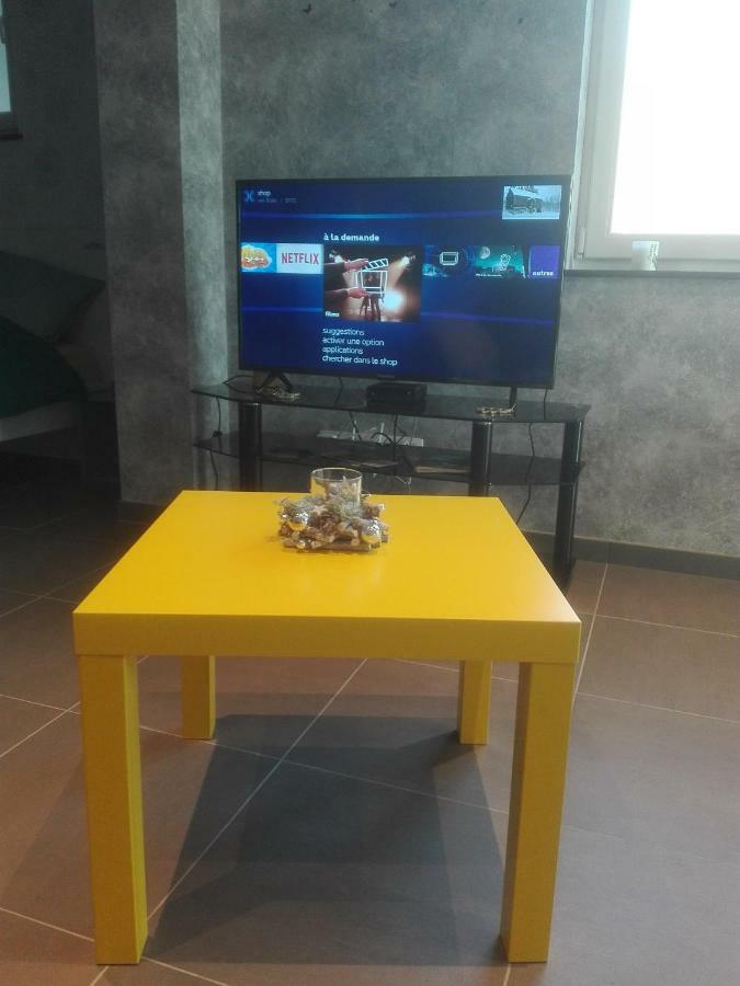 Studio Gite Eul Cat Huant Dergneau Kültér fotó